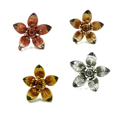Flower studs with loop in various colours