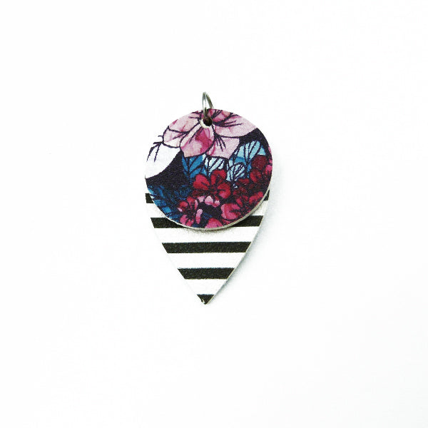 PU Leather - Leaf shape pendant with bright floral